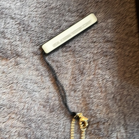 Chanel white necklace w cc logo - Picture 13 of 15